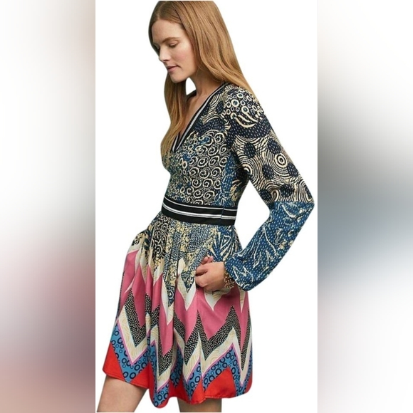 Maeve by Anthropologie Sporty Chevron Dress Size 2P - Picture 12 of 15